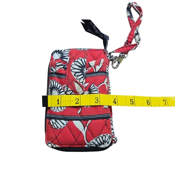 Vera Bradley Deco Daisy Carry It All Wristlet Wallet Phone Red Black Retired - Picture 3 of 7